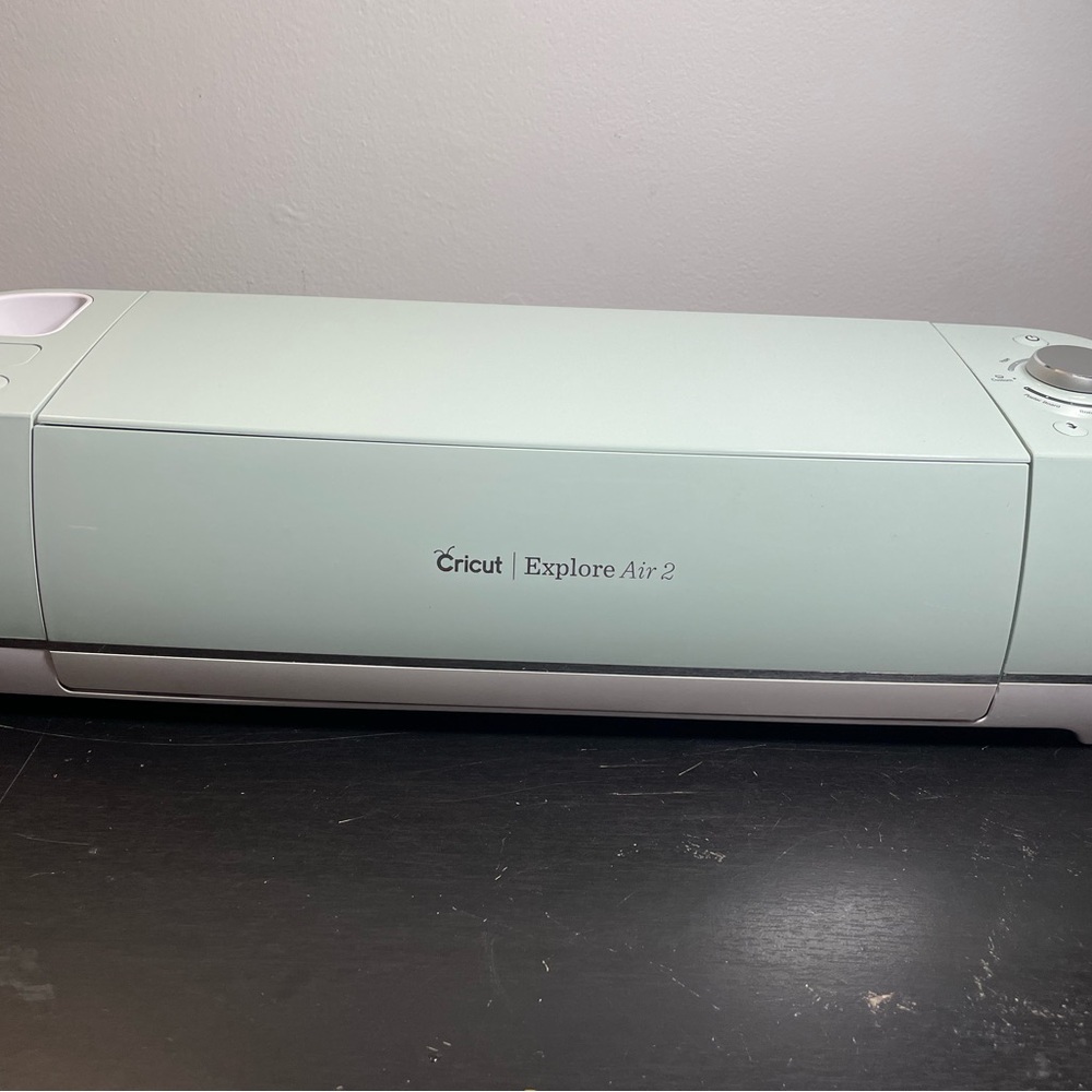 Cricut Explore Air 2 in Light Green (No Cord) - Picture 7 of 7
